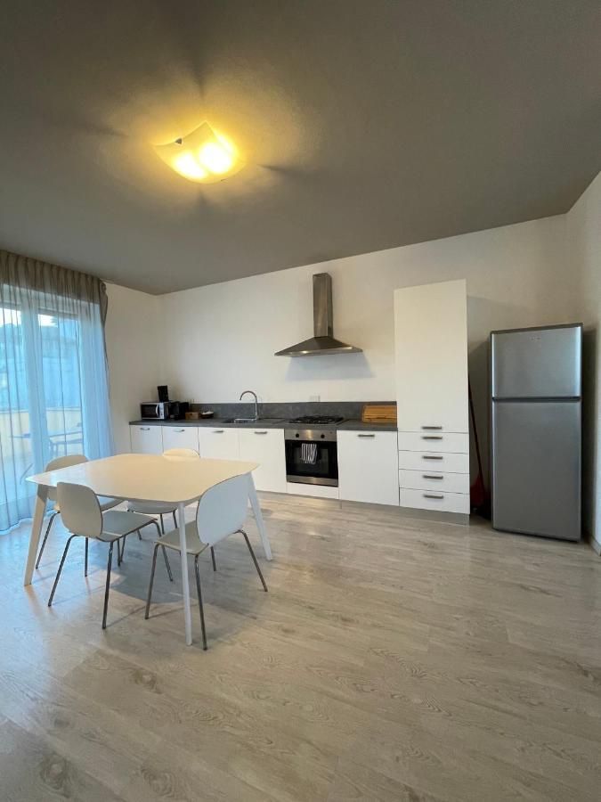 Urban Homy Gorizia Bed & Breakfast Bagian luar foto