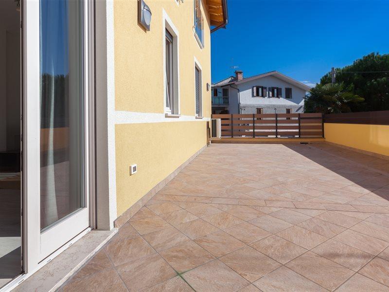Urban Homy Gorizia Bed & Breakfast Bagian luar foto
