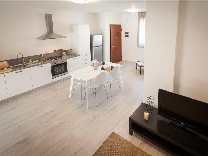 Urban Homy Gorizia Bed & Breakfast Bagian luar foto