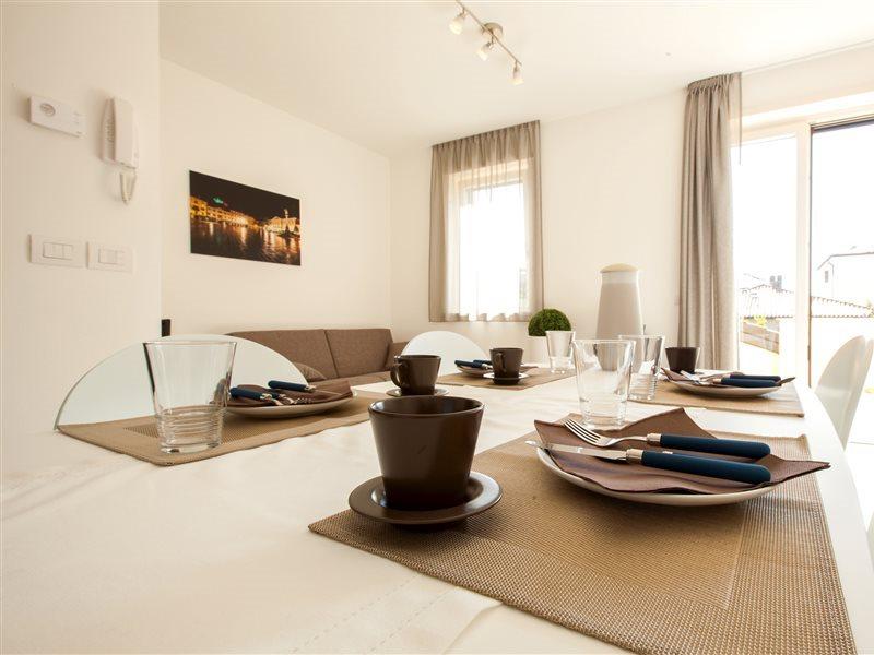 Urban Homy Gorizia Bed & Breakfast Bagian luar foto